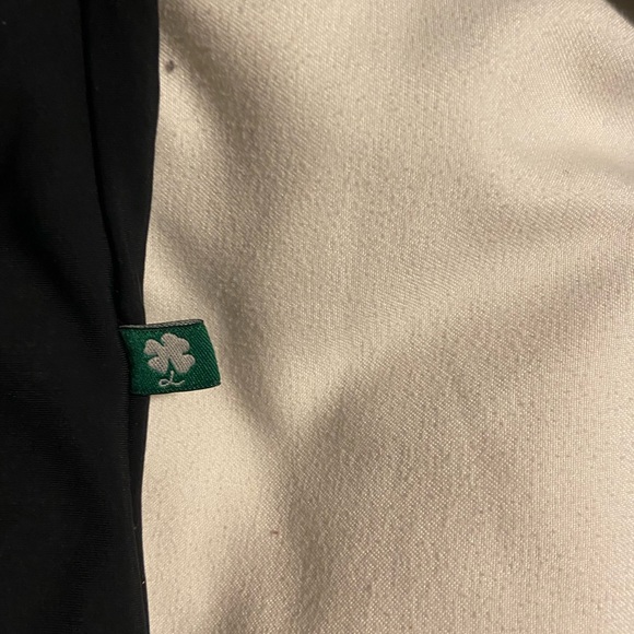 Adult XS Lucky Leo - Picture 3 of 3